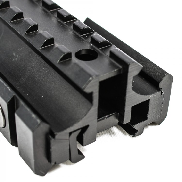 AR-15 Flat Top Tri-rail Riser Mount